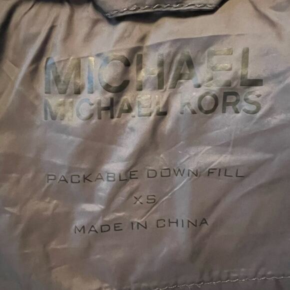 MICHAEL KORS WOMENS “DOWN”JACKET SIZE XS MINT - Picture 4 of 5